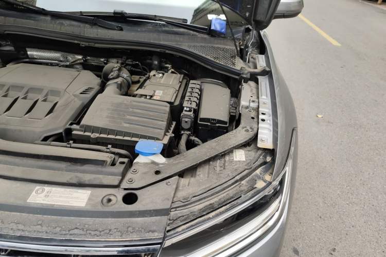 Used Volkswagen Tiguan L 2022 330TSI Automatic Two-Wheel Drive Smart Edition Engine Bay Left
