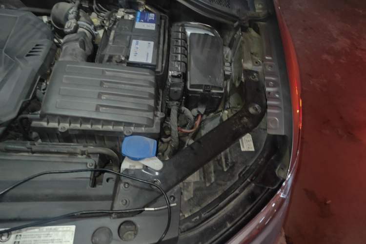 Used Volkswagen Tiguan L 2022 330TSI Automatic Two-Wheel Drive R-Line Enhanced Edition Engine Bay Left