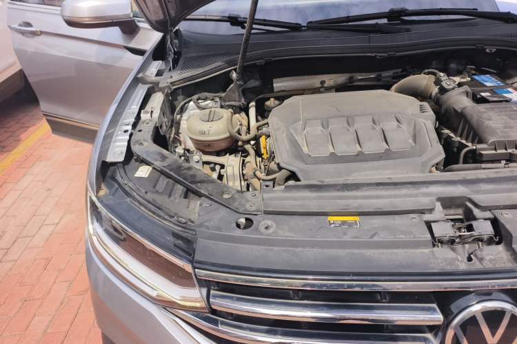 Used Volkswagen Tiguan L 2022 330TSI Automatic Two-Wheel Drive Smart Edition Engine Bay Right