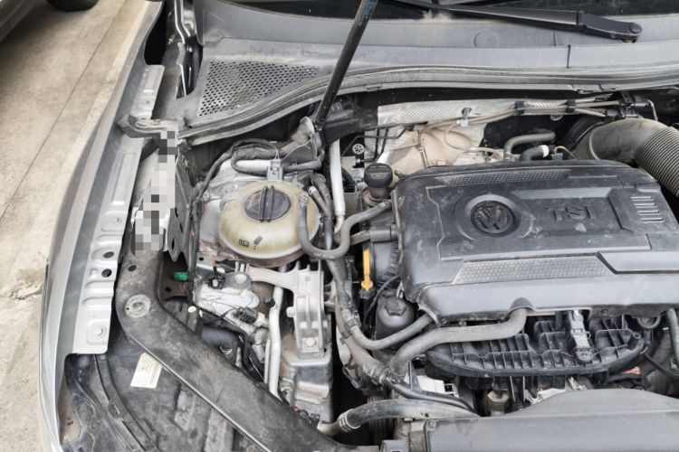 Used Volkswagen Tiguan L 2022 380TSI Automatic All-Wheel Drive R-Line Enhanced Comfort 7-Seater Engine Bay Right