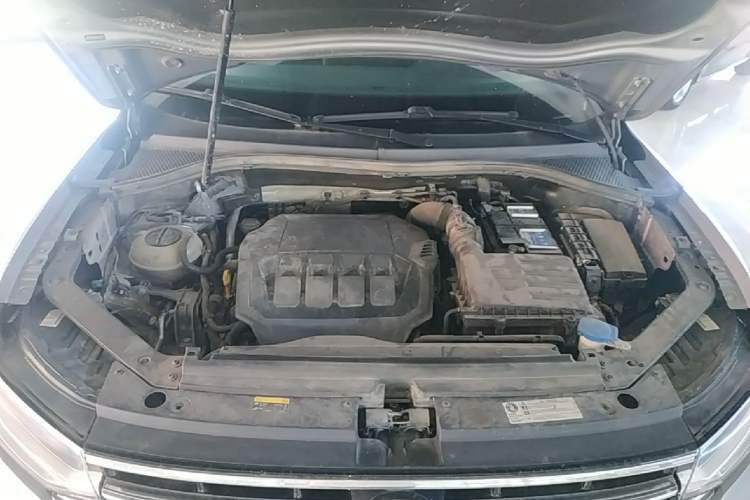 Used Volkswagen Tiguan L 2022 330TSI Automatic Two-Wheel Drive Smart Edition Engine Bay