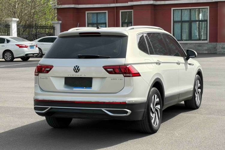 Used Volkswagen Tiguan L 2022 330TSI Automatic Two-Wheel Drive Smart Edition Exterior 5