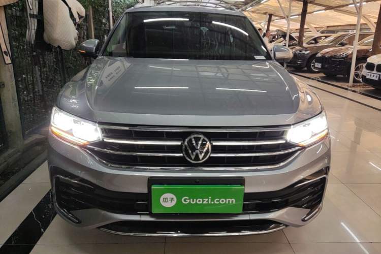 Used Volkswagen Tiguan L 2022 330TSI Automatic Two-Wheel Drive R-Line Enhanced Edition Front