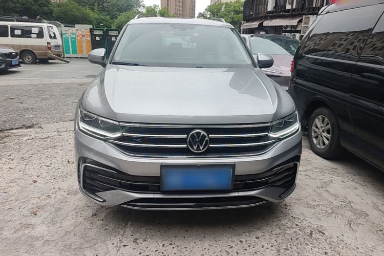 Used Volkswagen Tiguan L 2022 330TSI Automatic Two-Wheel Drive R-Line Enhanced Edition Front