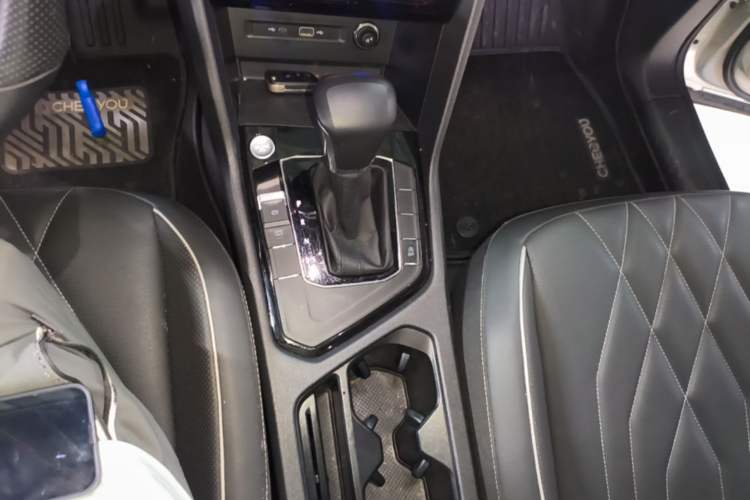 Used Volkswagen Tiguan L 2022 330TSI Automatic Two-Wheel Drive Smart Edition Gear Lever
