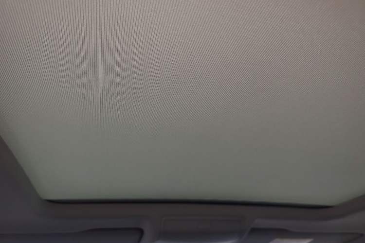 Used Volkswagen Tiguan L 2022 330TSI Automatic Two-Wheel Drive R-Line Enhanced Edition Headliner