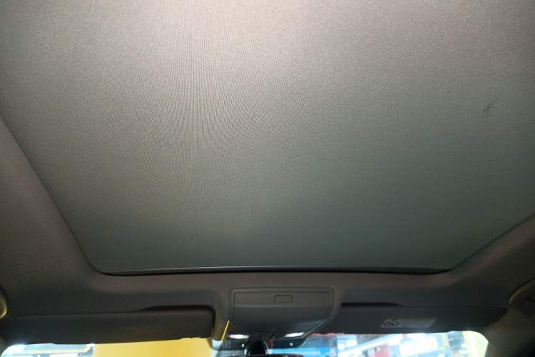 Used Volkswagen Tiguan L 2022 330TSI Automatic Two-Wheel Drive R-Line Enhanced Edition Headliner