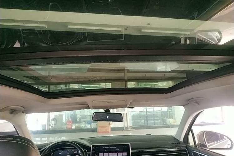 Used Volkswagen Tiguan L 2022 330TSI Automatic Two-Wheel Drive Smart Edition Headliner
