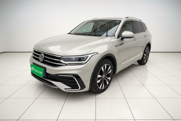 Used Volkswagen Tiguan L 2022 330TSI Automatic Two-Wheel Drive R-Line Enhanced Edition Guazi used car, China used car export, Used car for sale, Used  cars, Cheapest cars for sale