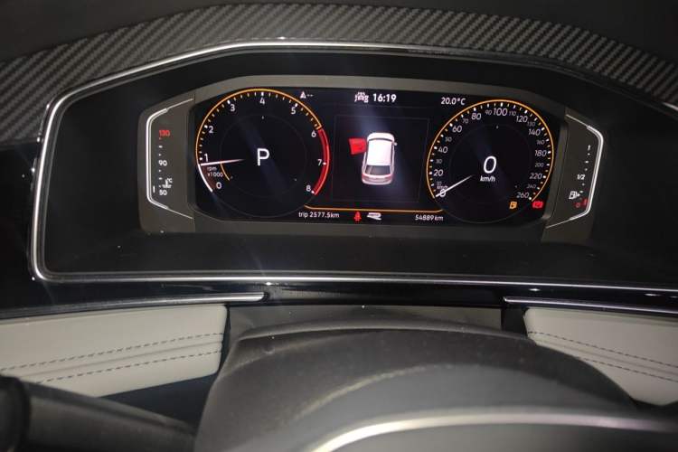 Used Volkswagen Tiguan L 2022 330TSI Automatic Two-Wheel Drive R-Line Enhanced Edition Instrument Cluster