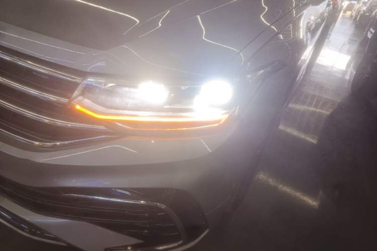 Used Volkswagen Tiguan L 2022 330TSI Automatic Two-Wheel Drive R-Line Enhanced Edition Left Front Headlight