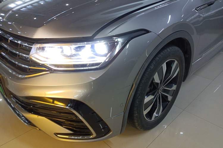 Used Volkswagen Tiguan L 2022 330TSI Automatic Two-Wheel Drive R-Line Enhanced Edition Left Front Headlight