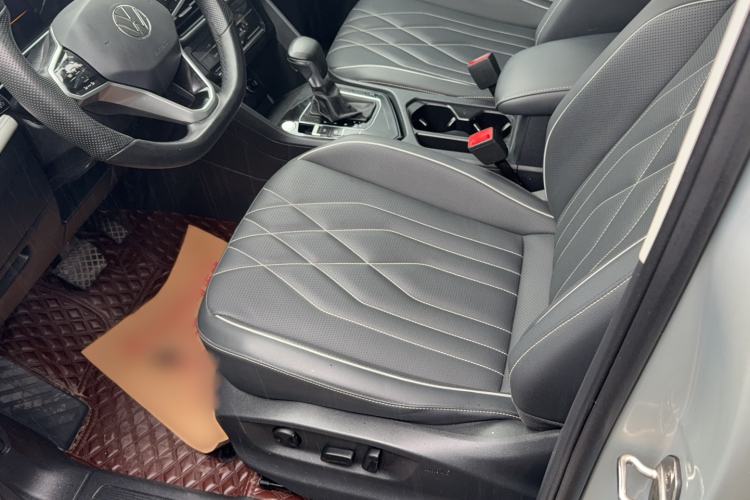 Used Volkswagen Tiguan L 2022 330TSI Automatic Two-Wheel Drive Smart Edition Left Front Seat