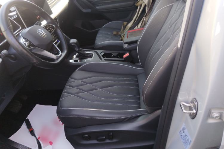 Used Volkswagen Tiguan L 2022 330TSI Automatic Two-Wheel Drive Smart Edition Left Front Seat