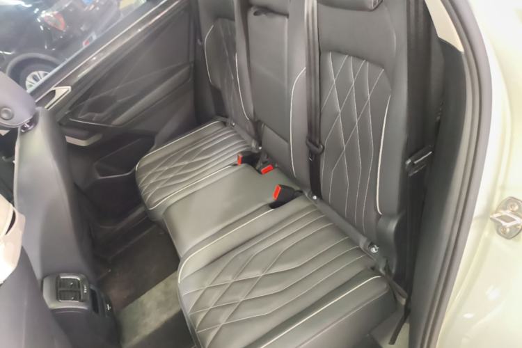 Used Volkswagen Tiguan L 2022 330TSI Automatic Two-Wheel Drive Smart Edition Left Rear Seat