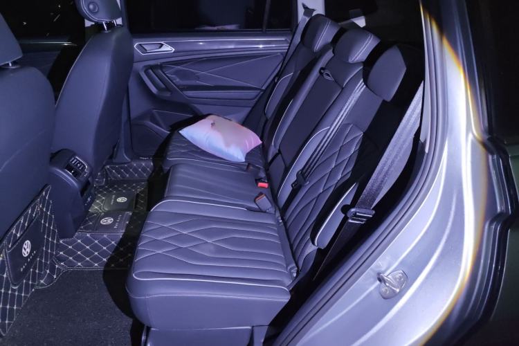 Used Volkswagen Tiguan L 2022 330TSI Automatic Two-Wheel Drive Smart Edition Left Rear Seat