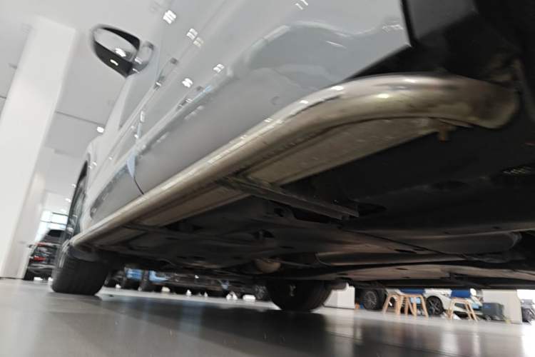 Used Volkswagen Tiguan L 2022 330TSI Automatic Two-Wheel Drive R-Line Enhanced Edition Left Side Sill