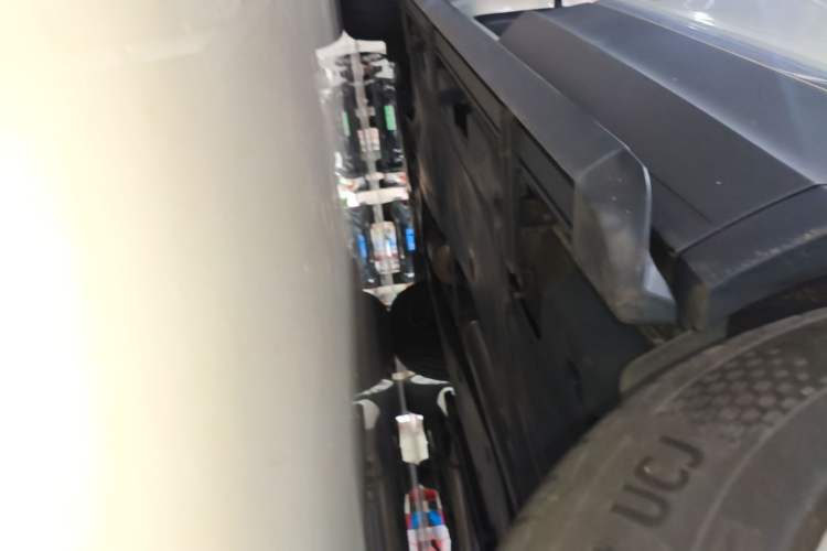 Used Volkswagen Tiguan L 2022 330TSI Automatic Two-Wheel Drive Smart Edition Left Side Sill