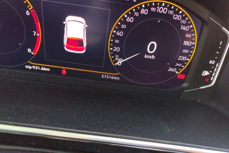 Used Volkswagen Tiguan L 2022 330TSI Automatic Two-Wheel Drive Smart Edition Odometer Close Up