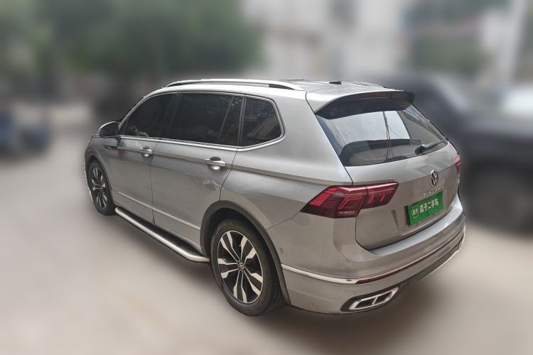 Used Volkswagen Tiguan L 2022 330TSI Automatic Two-Wheel Drive R-Line Enhanced Edition Rear Left 45 Deg