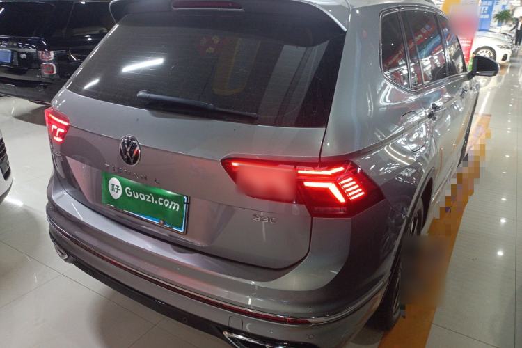 Used Volkswagen Tiguan L 2022 330TSI Automatic Two-Wheel Drive R-Line Enhanced Edition Rear Right 45 Deg