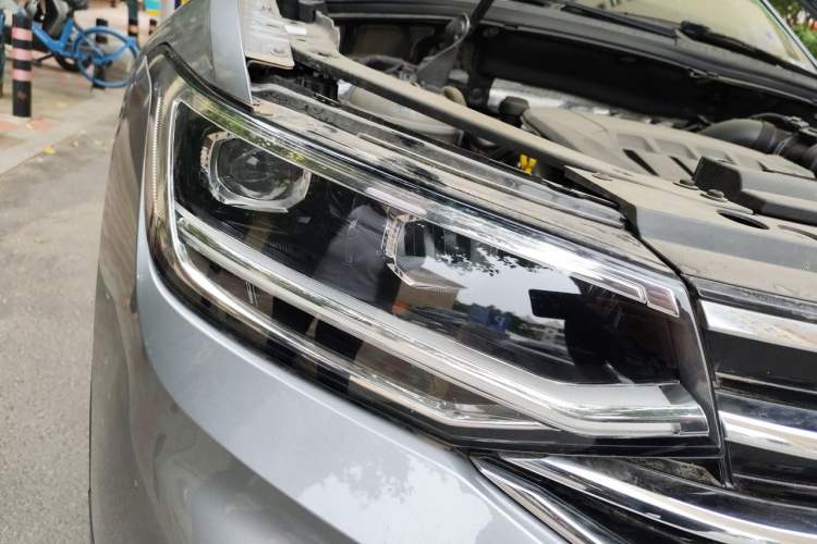 Used Volkswagen Tiguan L 2022 330TSI Automatic Two-Wheel Drive Smart Edition Right Front Headlight