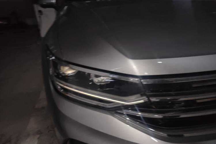Used Volkswagen Tiguan L 2022 330TSI Automatic Two-Wheel Drive R-Line Enhanced Edition Right Front Headlight