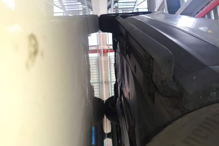 Used Volkswagen Tiguan L 2022 330TSI Automatic Two-Wheel Drive Smart Edition Right Side Sill