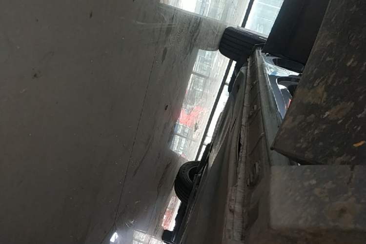 Used Volkswagen Tiguan L 2022 330TSI Automatic Two-Wheel Drive Smart Edition Right Side Sill