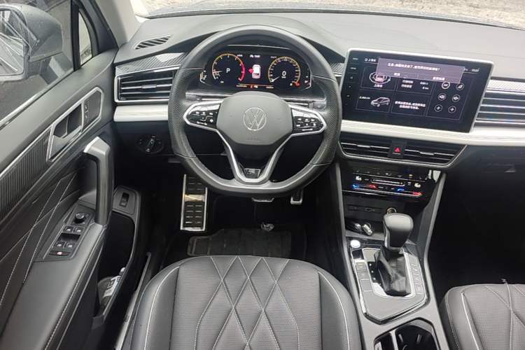 Used Volkswagen Tiguan L 2022 330TSI Automatic Two-Wheel Drive R-Line Enhanced Edition Steering Wheel