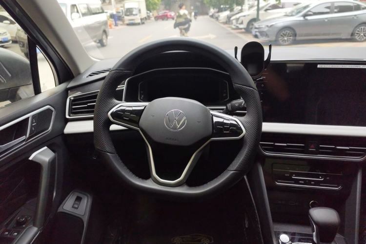 Used Volkswagen Tiguan L 2022 330TSI Automatic Two-Wheel Drive Smart Edition Steering Wheel
