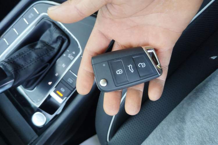 Used Volkswagen Tiguan L 2022 330TSI Automatic Two-Wheel Drive Smart Edition Vehicle Key