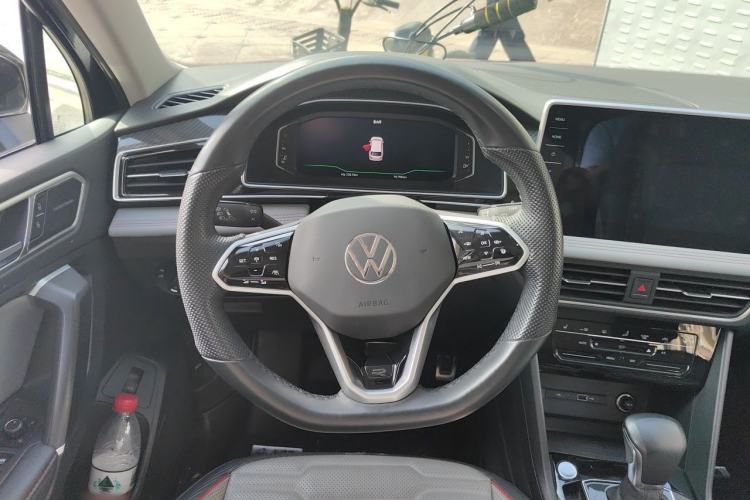 Used Volkswagen Tiguan L 2022 330TSI Automatic Two-Wheel Drive R-Line Flagship Edition Steering Wheel