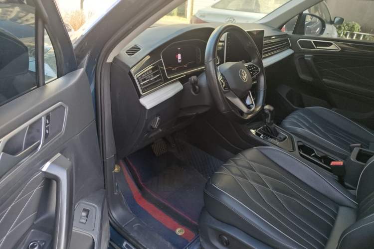 Used Volkswagen Tiguan L 2022 330TSI Automatic Two-Wheel Drive Smart Edition Driver Seat