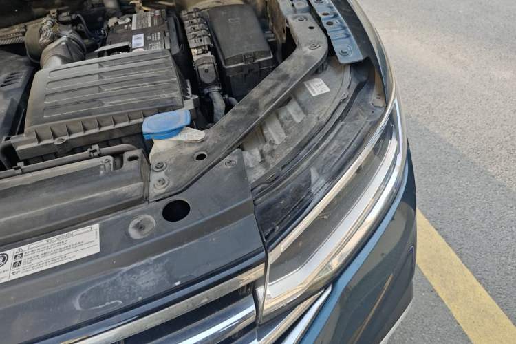Used Volkswagen Tiguan L 2022 330TSI Automatic Two-Wheel Drive Smart Edition Engine Bay Left