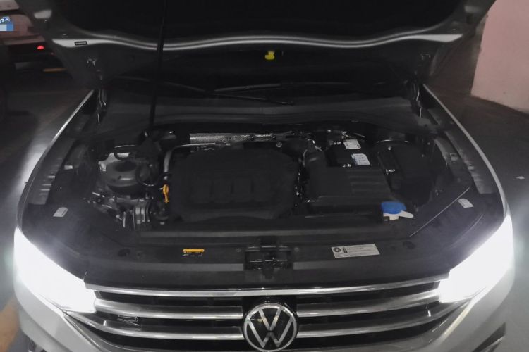 Used Volkswagen Tiguan L 2022 330TSI Automatic Two-Wheel Drive R-Line Enhanced Edition Engine Bay