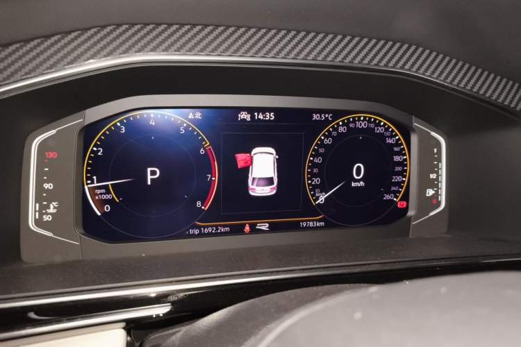 Used Volkswagen Tiguan L 2022 330TSI Automatic Two-Wheel Drive R-Line Enhanced Edition Odometer Close Up