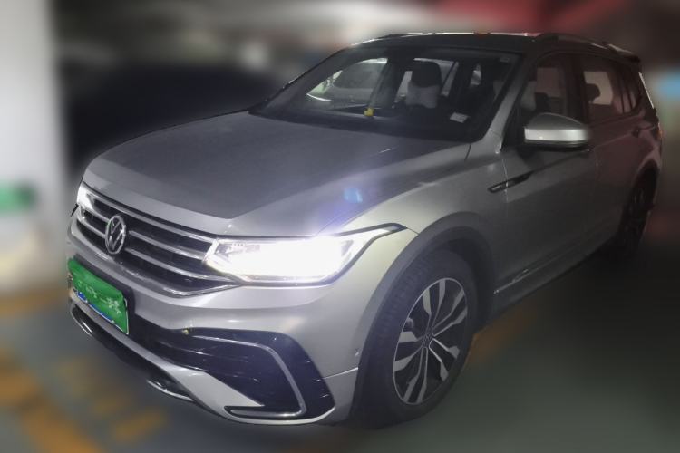 Used Volkswagen Tiguan L 2022 330TSI Automatic Two-Wheel Drive R-Line Enhanced Edition Guazi used car, China used car export, Used car for sale, Used Volkswagen cars, Cheapest cars for sale