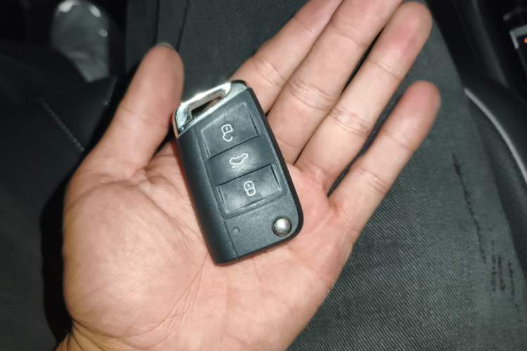 Used Volkswagen Tiguan L 2022 330TSI Automatic Two-Wheel Drive R-Line Enhanced Edition Vehicle Key