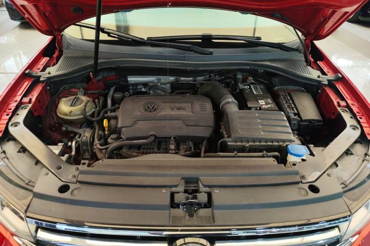 Used Volkswagen Tiguan L 2022 380TSI Automatic All-Wheel Drive R-Line Flagship 7-Seater Engine Bay
