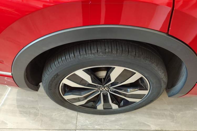 Used Volkswagen Tiguan L 2022 380TSI Automatic All-Wheel Drive R-Line Flagship 7-Seater Right Rear Wheel Hub