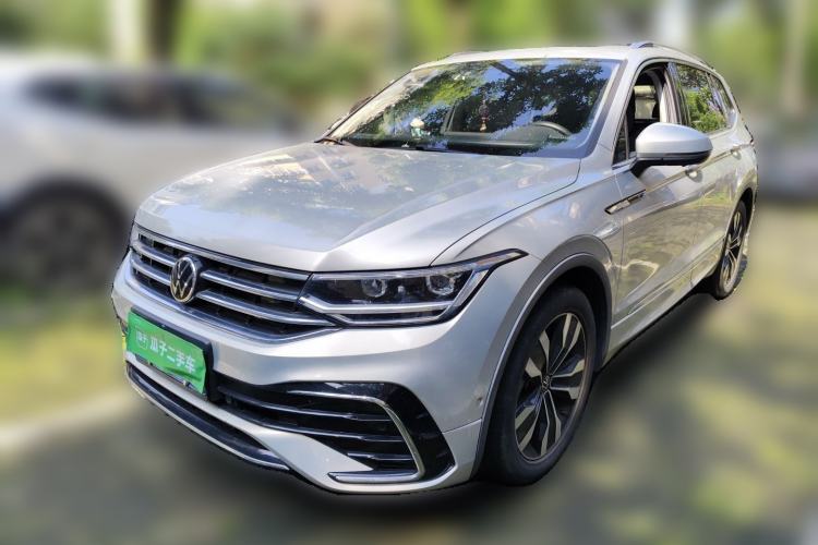 Used Volkswagen Tiguan L 2022 330TSI Automatic Two-Wheel Drive R-Line Enhanced Edition Guazi used car, China used car export, Used car for sale, Used  cars, Cheapest cars for sale