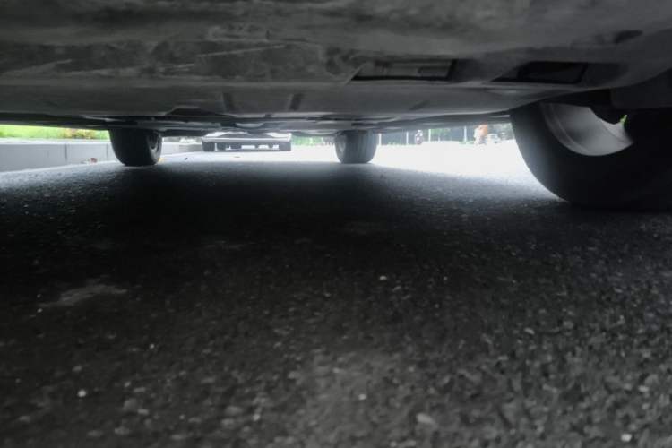Used Volkswagen Tiguan L 2022 330TSI Automatic Two-Wheel Drive R-Line Enhanced Edition Chassis Front