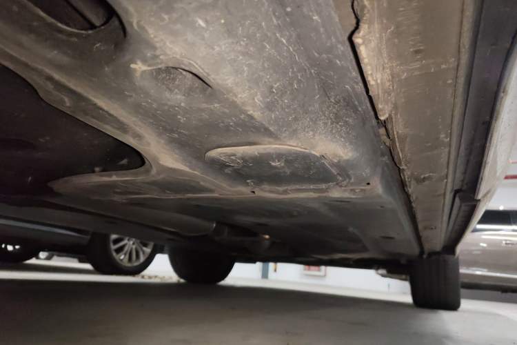 Used Volkswagen Tiguan L 2022 330TSI Automatic Two-Wheel Drive R-Line Flagship Edition Chassis Front Right