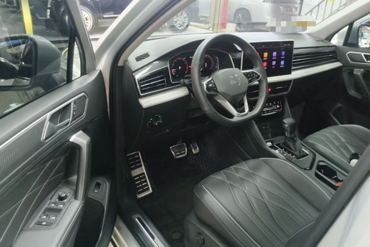 Used Volkswagen Tiguan L 2022 330TSI Automatic Two-Wheel Drive R-Line Enhanced Edition Driver Seat