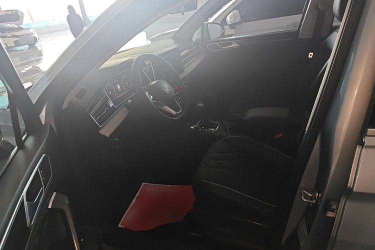 Used Volkswagen Tiguan L 2022 330TSI Automatic Two-Wheel Drive Smart Edition Driver Seat