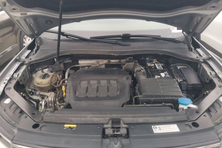 Used Volkswagen Tiguan L 2022 330TSI Automatic Two-Wheel Drive R-Line Enhanced Edition Engine Bay