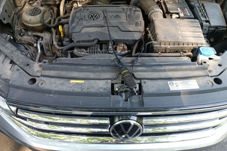 Used Volkswagen Tiguan L 2022 380TSI Automatic All-Wheel Drive R-Line Enhanced Comfort 7-Seater Engine Bay