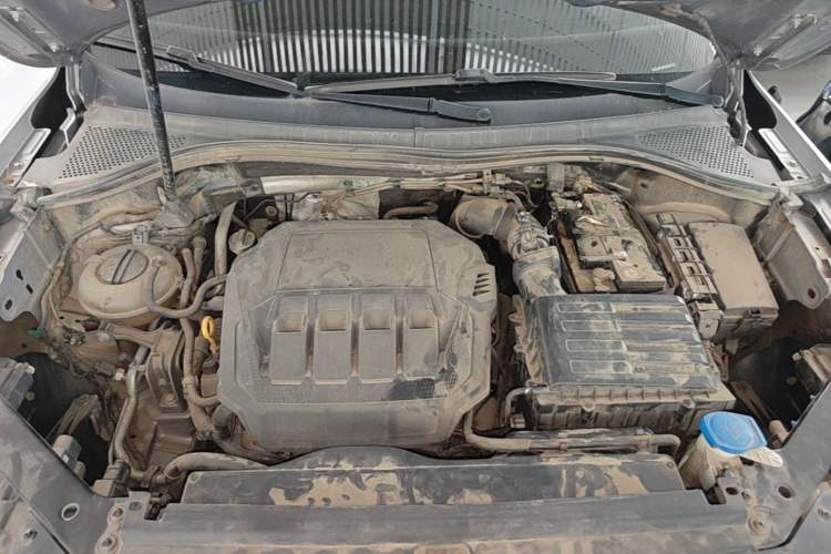 Used Volkswagen Tiguan L 2022 330TSI Automatic Two-Wheel Drive R-Line Enhanced Edition Engine Bay
