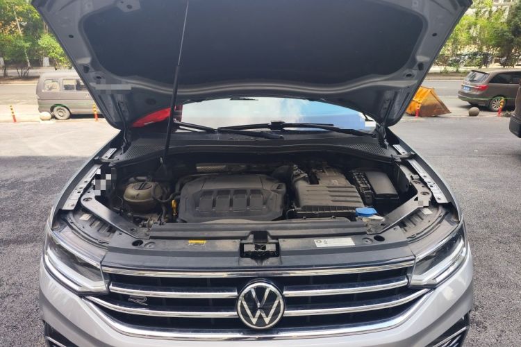 Used Volkswagen Tiguan L 2022 330TSI Automatic Two-Wheel Drive R-Line Enhanced Edition Engine Bay
